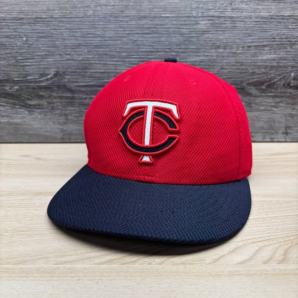 Minnesota Twins Hat Cap Fitted 7 3/8 Red Blue MLB Baseball New Era 59FIFTY